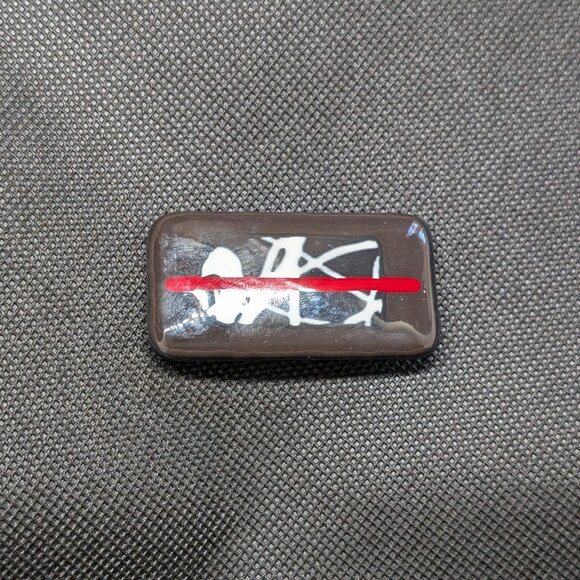 Pair of Vintage  Pinart Handcrafted Art Glass Brooches Pins one NWT 1988 Y2K - Picture 4 of 10